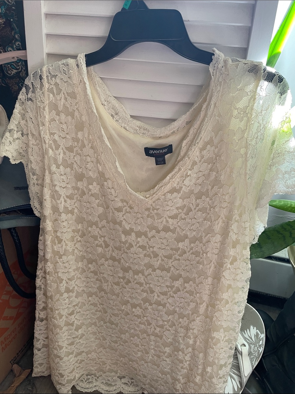 Avenue Cream Lace Short Sleeve V-Neck Camisole
